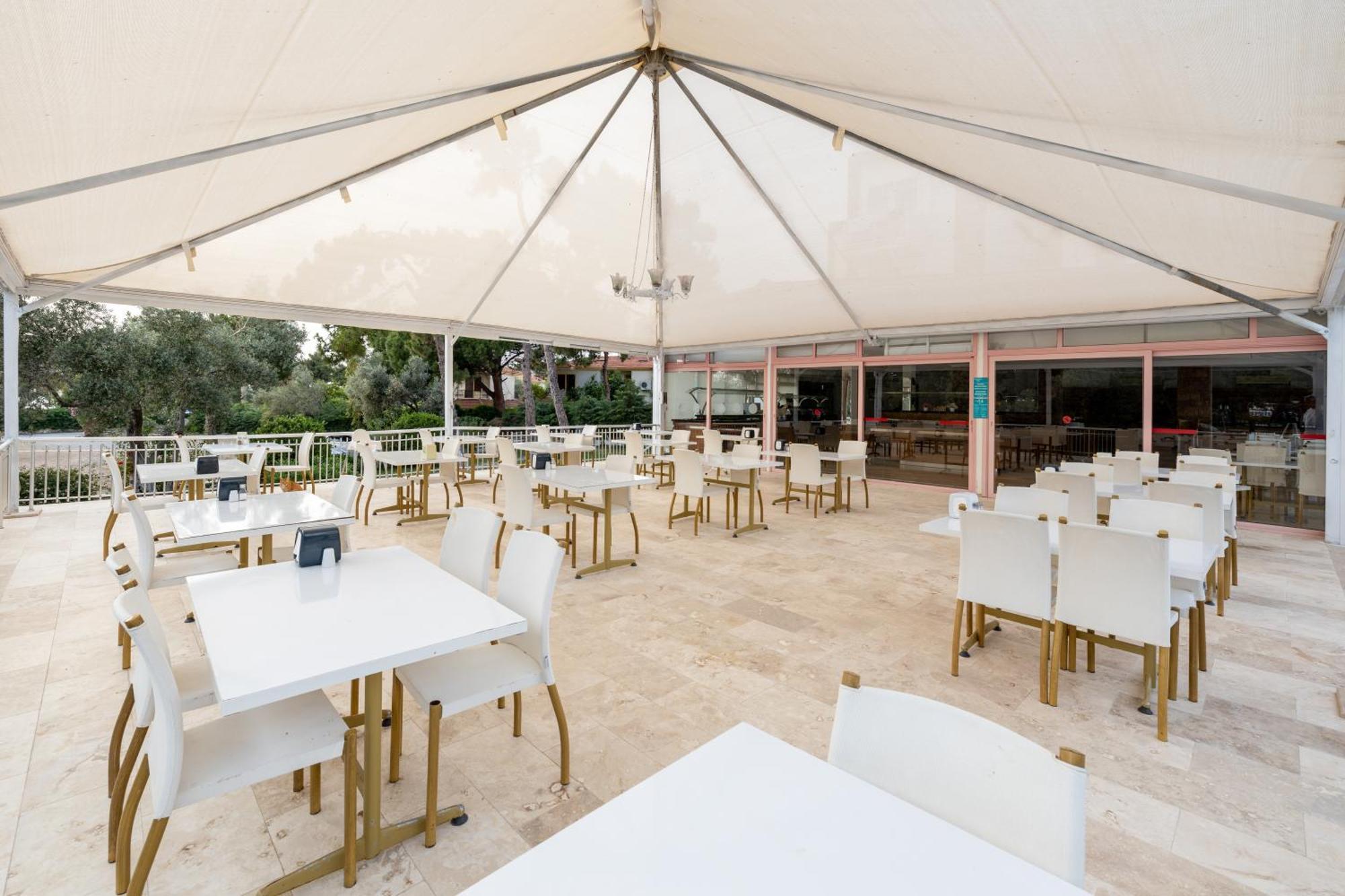 Hanedan Beach Hotel Foca Exterior photo